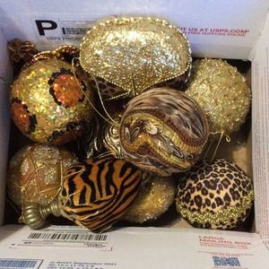 13 Horchow classy leopard and gold decorations. With 6 ropes of garland  36 ft.